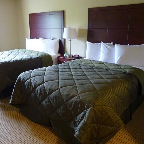 Cobblestone Inn & Suites - Bloomfield Екстериор снимка