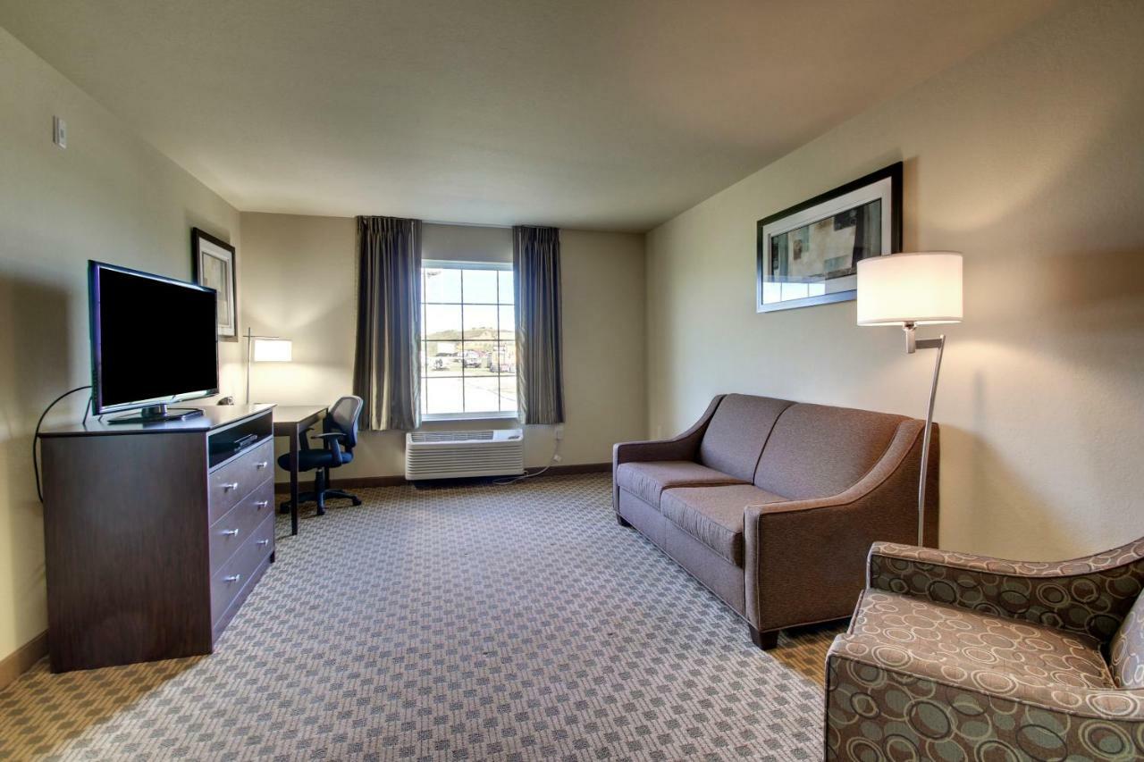 Cobblestone Inn & Suites - Bloomfield Екстериор снимка